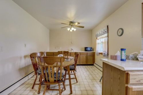 11315 Glenbrook Ln, Thiensville WI  53092-3113 exterior