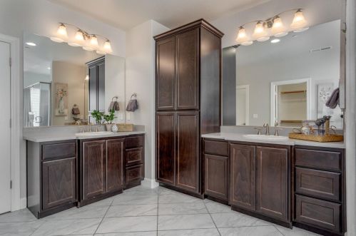 2994 Beatty Dr, Folsom CA  95762-7000 exterior