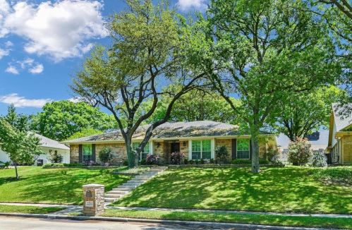 2212 Eastwood Dr, Richardson, TX 75080-2609
