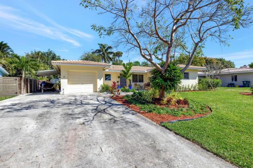 210 6th Ave, Boca Raton, FL 33486-4621