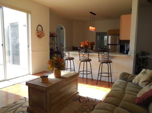 1028 Derbyshire Dr, Kissimmee FL 34758-3120 exterior