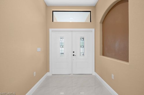 2900 14th St, Lehigh Acres, FL 33972-2414