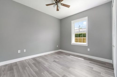 28124 Sunset Dr, Bonita Springs FL  34134-7503 exterior