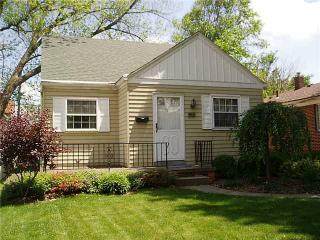 919 Francis Ave, Toledo, OH 43609-1913