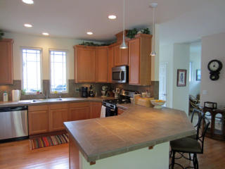 23686 Twinberry Way, Redmond WA  98053-1997 exterior