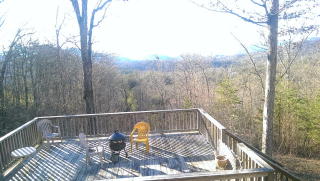 137 Mountain Pride Rdg, Franklin, NC 28734-6228