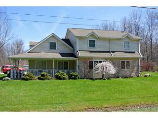 275 Shomont Dr, Harborcreek, PA 16421-1228