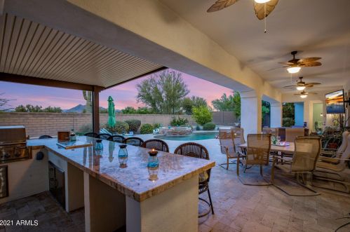 5504 Palo Brea Ln, Cave Creek AZ 85331-2432 exterior