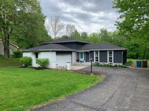 604 Secretariat Cir, Kokomo, IN 46901-3776