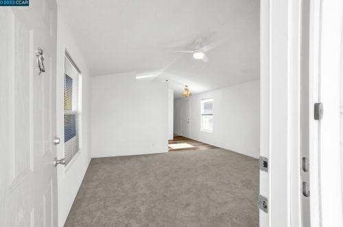 16150 Ashland Ave, San Lorenzo CA  94580-1116 exterior