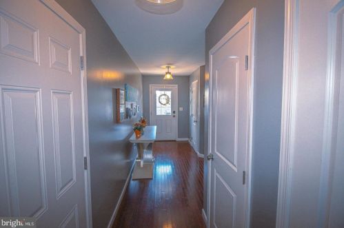 6402 Creekbend Dr, Navy Sup Dpt PA  17050-4002 exterior