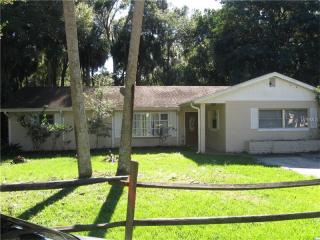 233 Sunrise Blvd, De Bary, FL 32713-3932