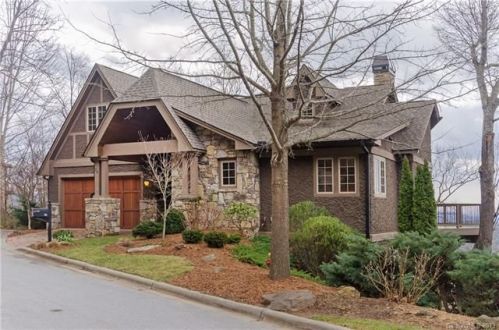 29 Point Dr, Asheville, NC 28804-6406