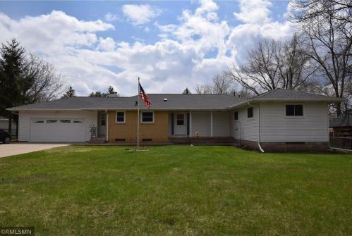 718 River St, Hudson, WI 54016-1373