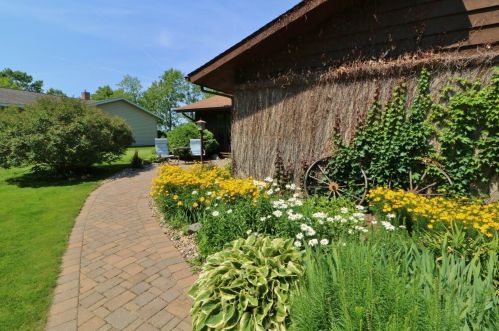 1394 Lake Brophy Rd, Alex, MN 56308-8121