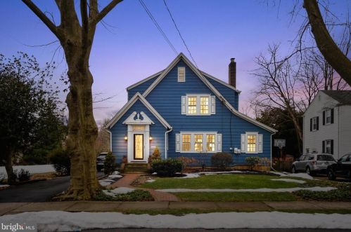 611 Jefferson Ave, Yardley, PA 19067-2108