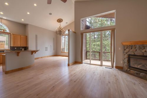 14520 Reed Ave, Truckee CA 96161-3610 exterior