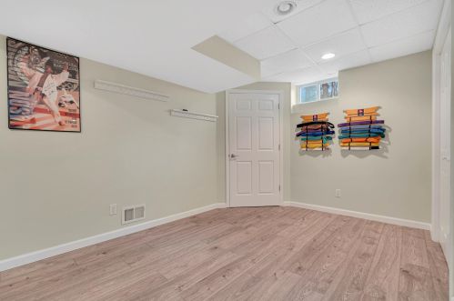 45 Enclosure Dr, Morganville NJ  07751-1807 exterior