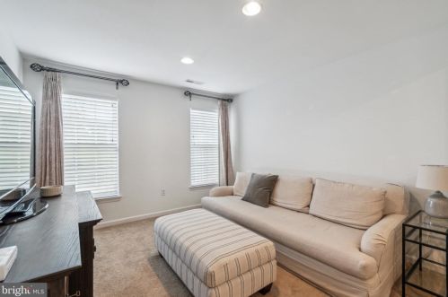 37 Dare Ln, Pottstown PA  19465-6601 exterior