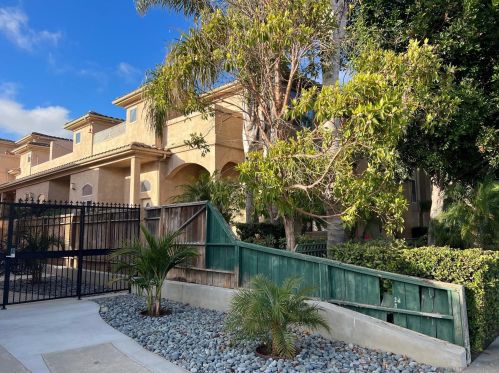 1128 Grand Ave, San Diego, CA 92109-4120