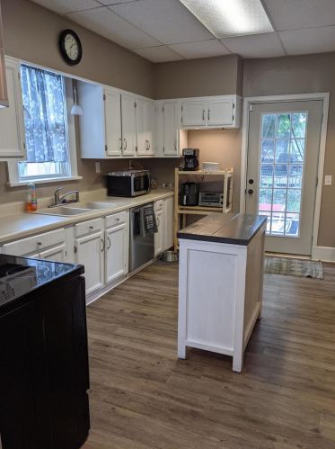 9 Elizabeth St, Mount Vernon OH  43050-1705 exterior