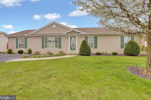 111 Allison Pl, Blandon, PA 19510-9486