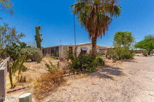 10483 Hualapai Dr, Casa Grande, AZ 85122-8095