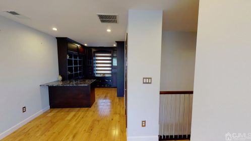 33 Berkshire Rd, Old Bridge NJ  08857-1601 exterior