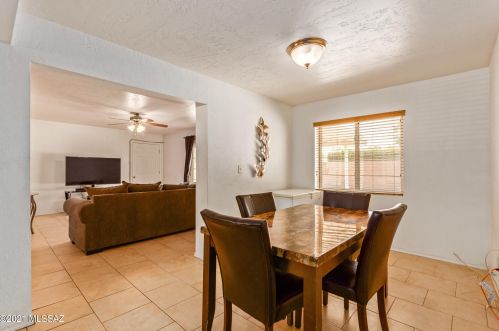 1233 Avenida Sirio, Tucson AZ 85710-5348 exterior