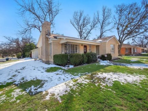 1816 Riverside Dr, Fort Worth, TX 76104-5940