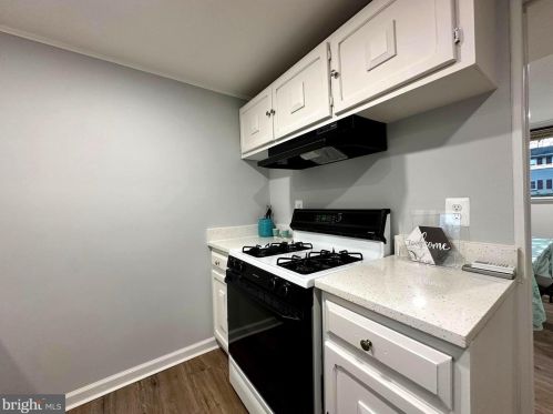14608 Eastman St, Woodbridge VA  22193-2610 exterior