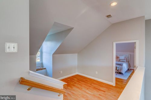 18292 St Georges Ct, Leesburg VA  20176-7421 exterior