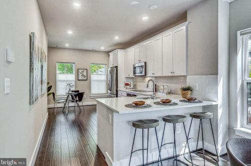 816 Fern Pl, Washington, DC 20012-2301