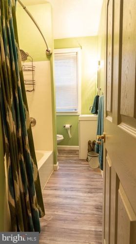 2927 Derry St, Harrisburg PA 17111-1644 exterior