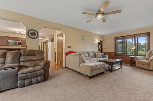 4958 Bayfield Dr, Waterford WI  53185-3376 exterior