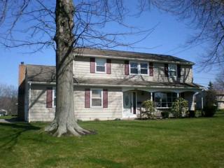 3205 Patio Dr, Erie, PA 16506-1617