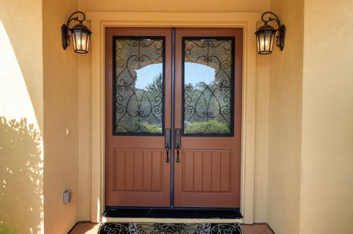 10709 Goldsborough Cir, Valley Home CA  95361-7648 exterior