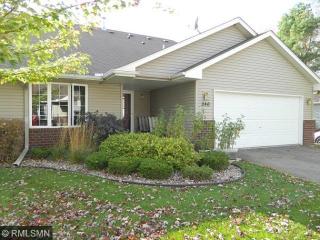 846 Matthew Dr, Chaska, MN 55318-2260