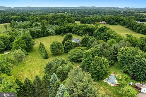 14260 Rehobeth Church Rd, Lovettsville VA  20180-3218 exterior