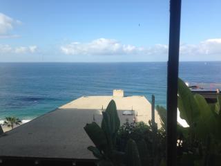 31949 Coast Hwy, Laguna Beach CA  92651-6867 exterior