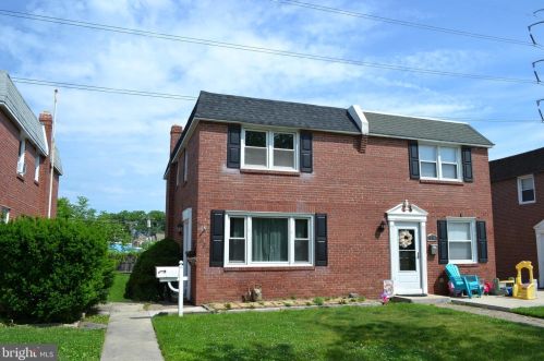 562 Michell St, Ridley Park, PA 19078-3614