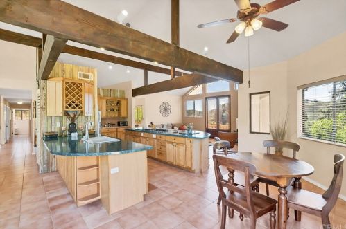 13780 Calle De Los Pinos Rd, Lake Elsinore, CA 92530-6572