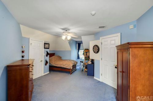 2 Winchester Dr, East Brunswick NJ  08816-3385 exterior