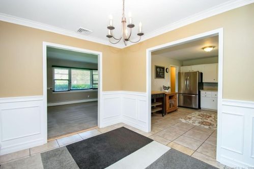 41 Talcott Rd, Glastonbury CT  06033-2918 exterior