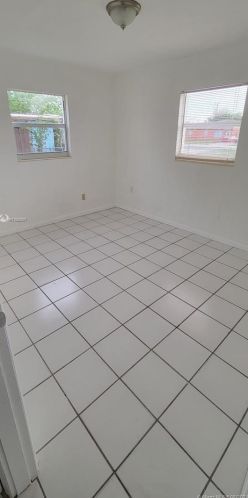 102 Alabama Rd, Lehigh Acres FL  33936-7105 exterior