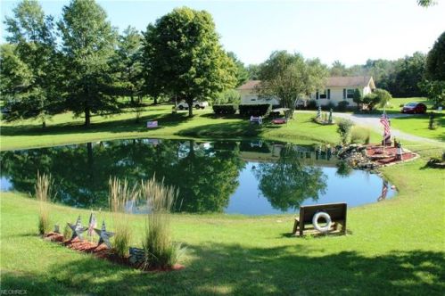 9584 Shaw Rd, Spencer, OH 44275-9335