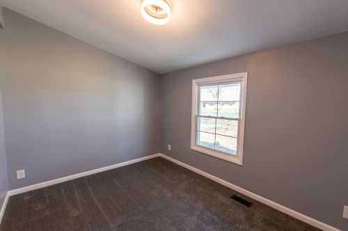 1259 Woodside Dr, Marion OH  43302-5745 exterior