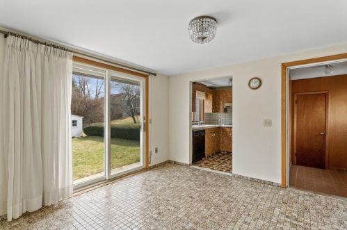 7 Mott St, Providence RI  02909-6024 exterior