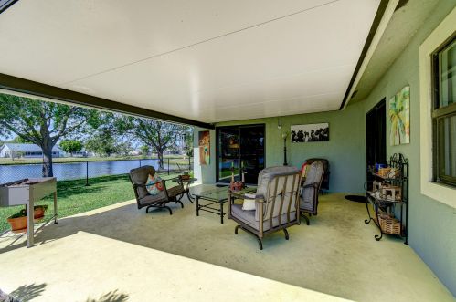 1772 Banyan Creek Cir, Boynton Beach FL  33436-4620 exterior