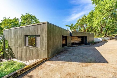 4833 Skycrest Way, Santa Rosa CA  95405-8798 exterior